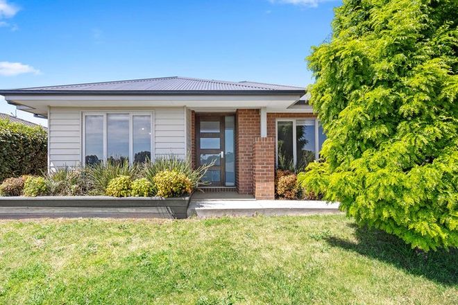 Picture of 15 Middlin Street, BROWN HILL VIC 3350