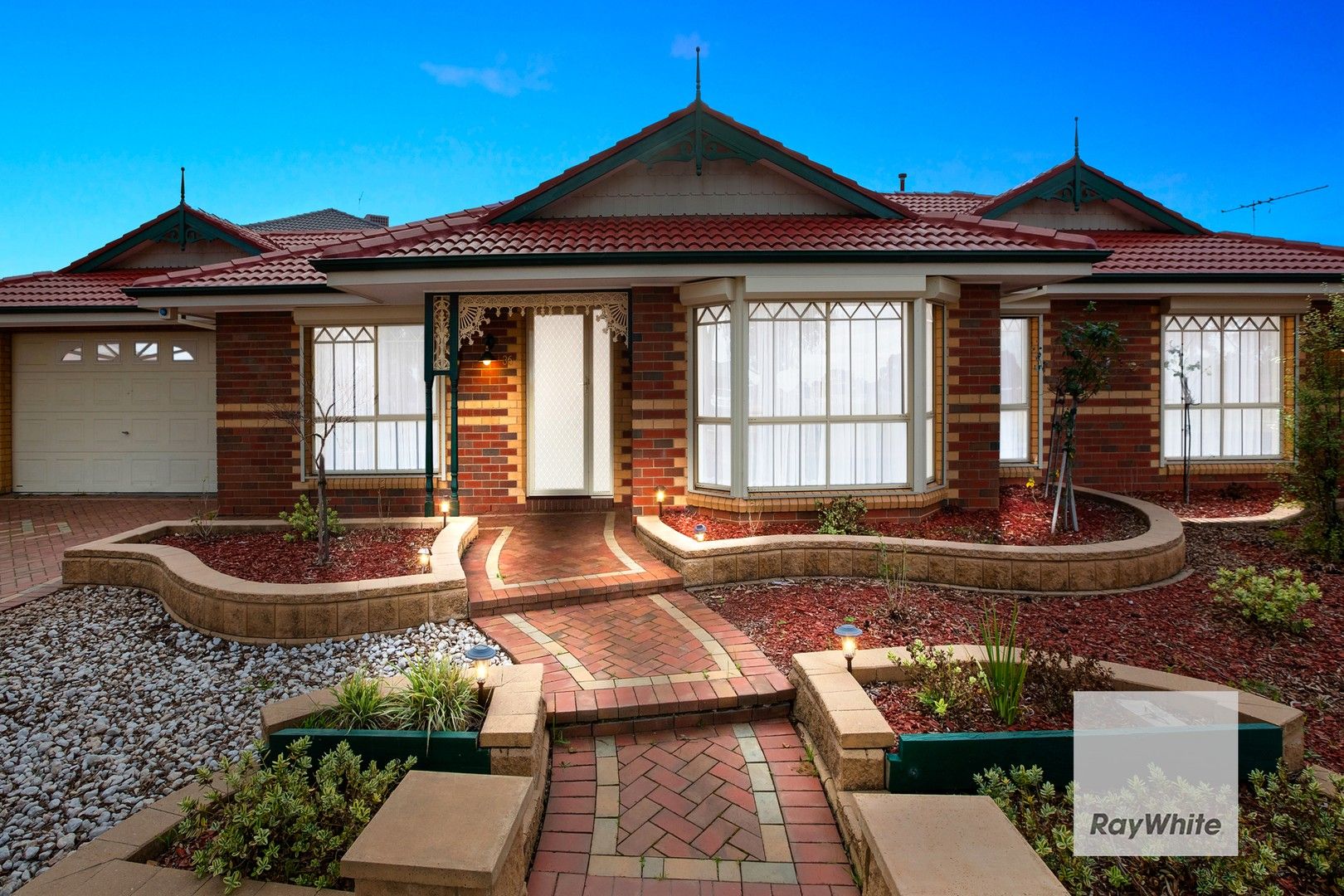 36 Saronvale Crescent, Hillside VIC 3037, Image 0