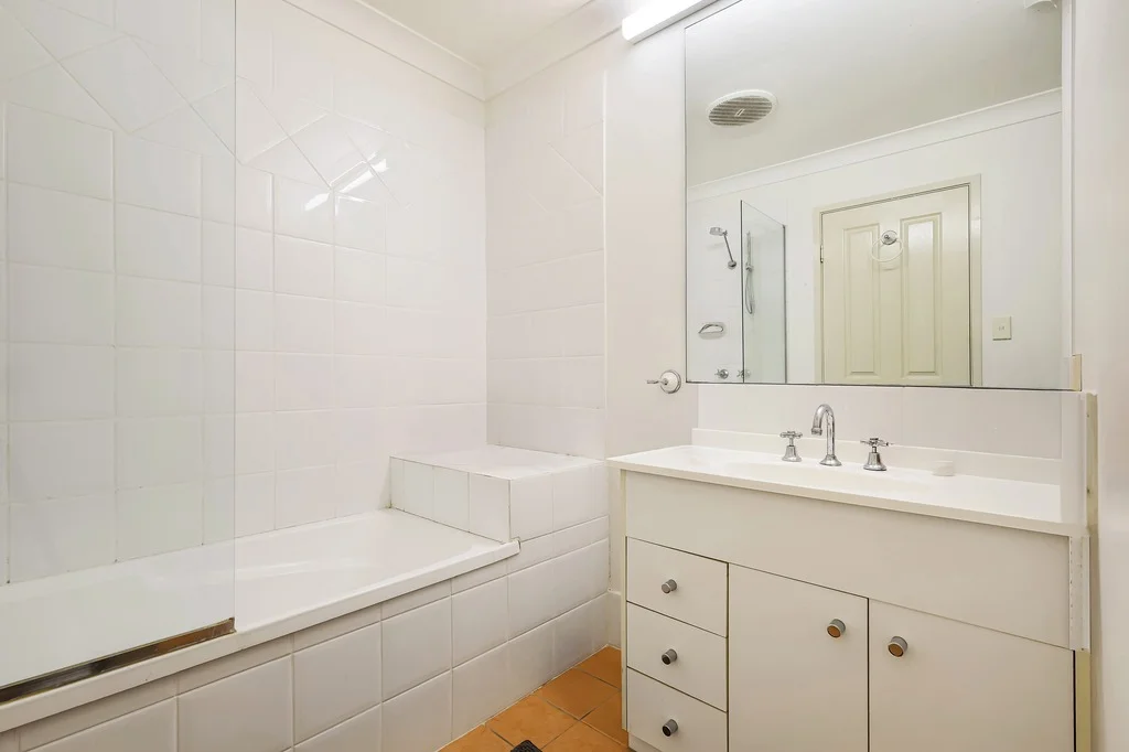 Additional image 11 of 44B/2-8 Ridgevista Court, Reedy Creek QLD 4227