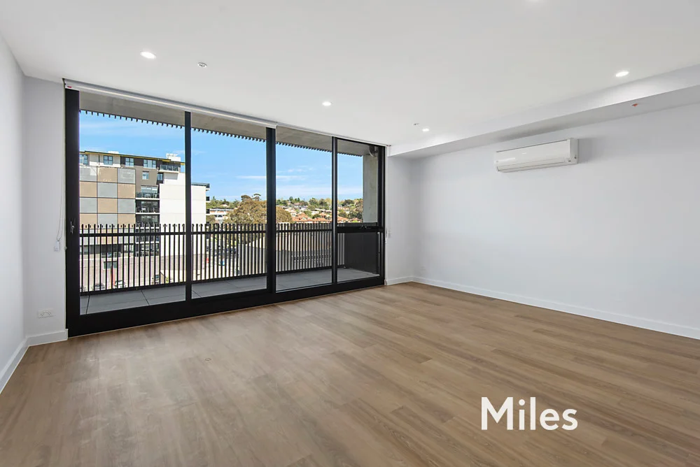 Primary image of 3.04/156 Burgundy Street, Heidelberg VIC 3084