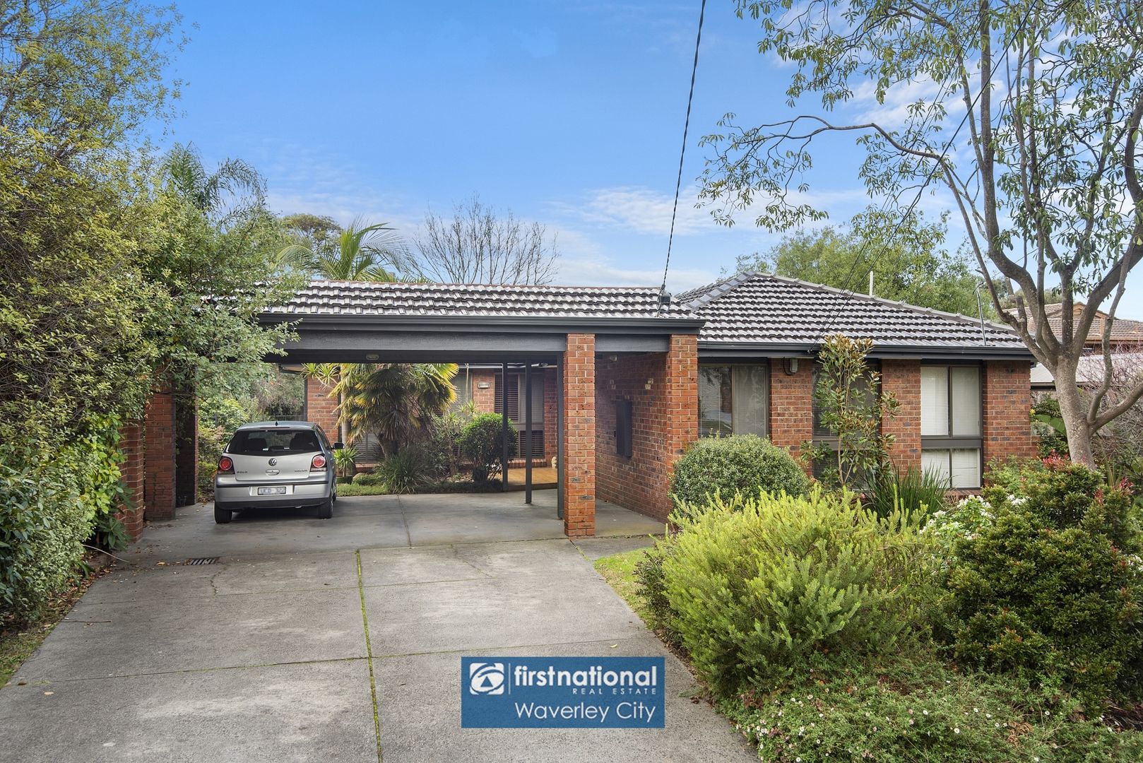 27 Eastleigh Drive, Glen Waverley VIC 3150