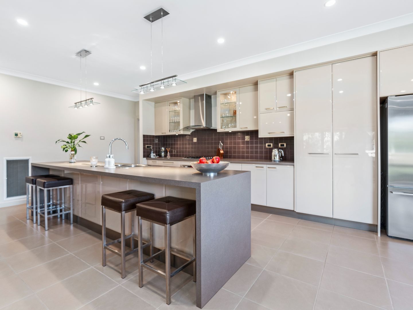 10 Skyline Place, Mount Gambier SA 5290 House For Rent Domain