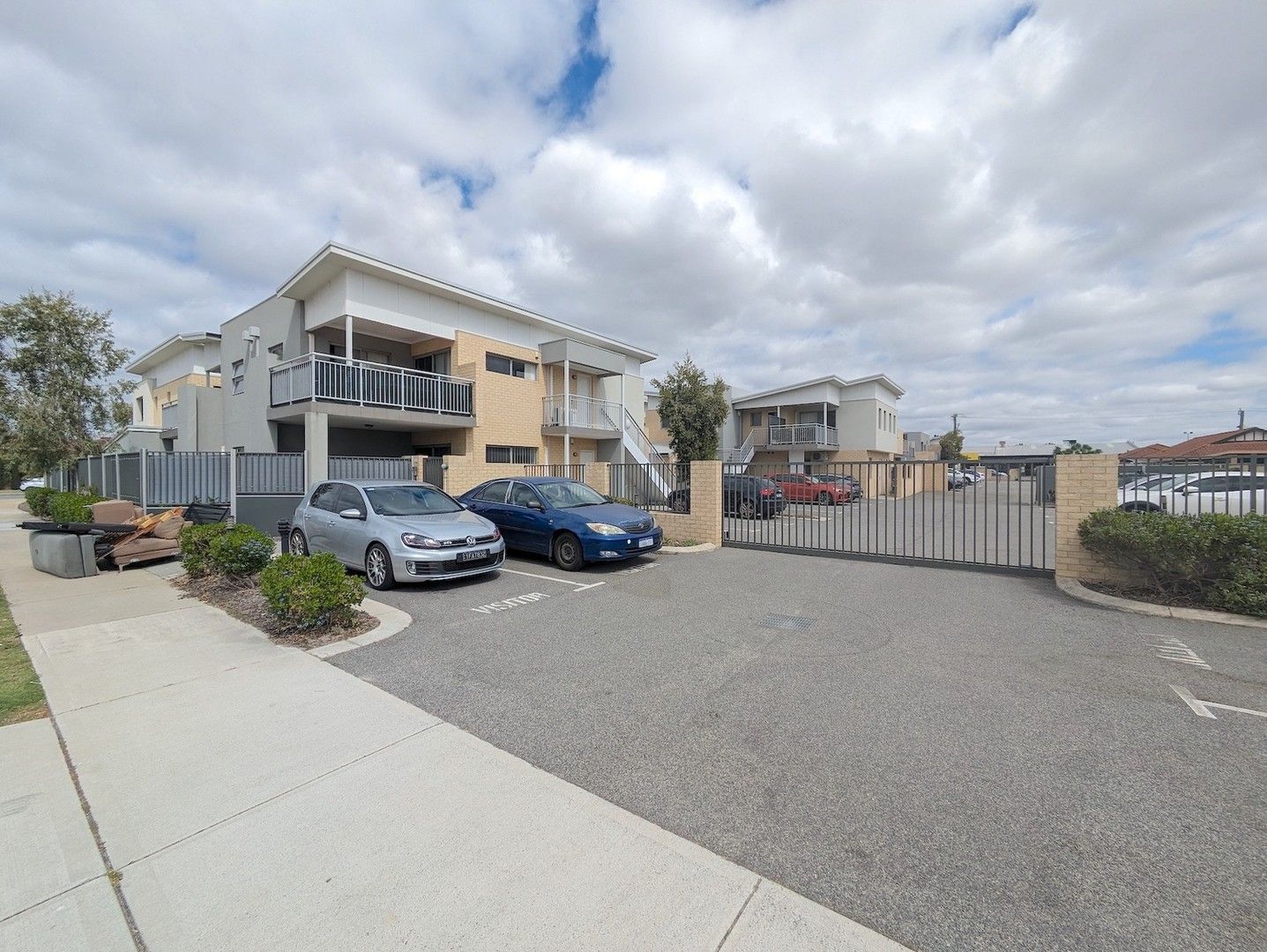 2 bedrooms Apartment / Unit / Flat in 7/1 Acton Avenue BENTLEY WA, 6102