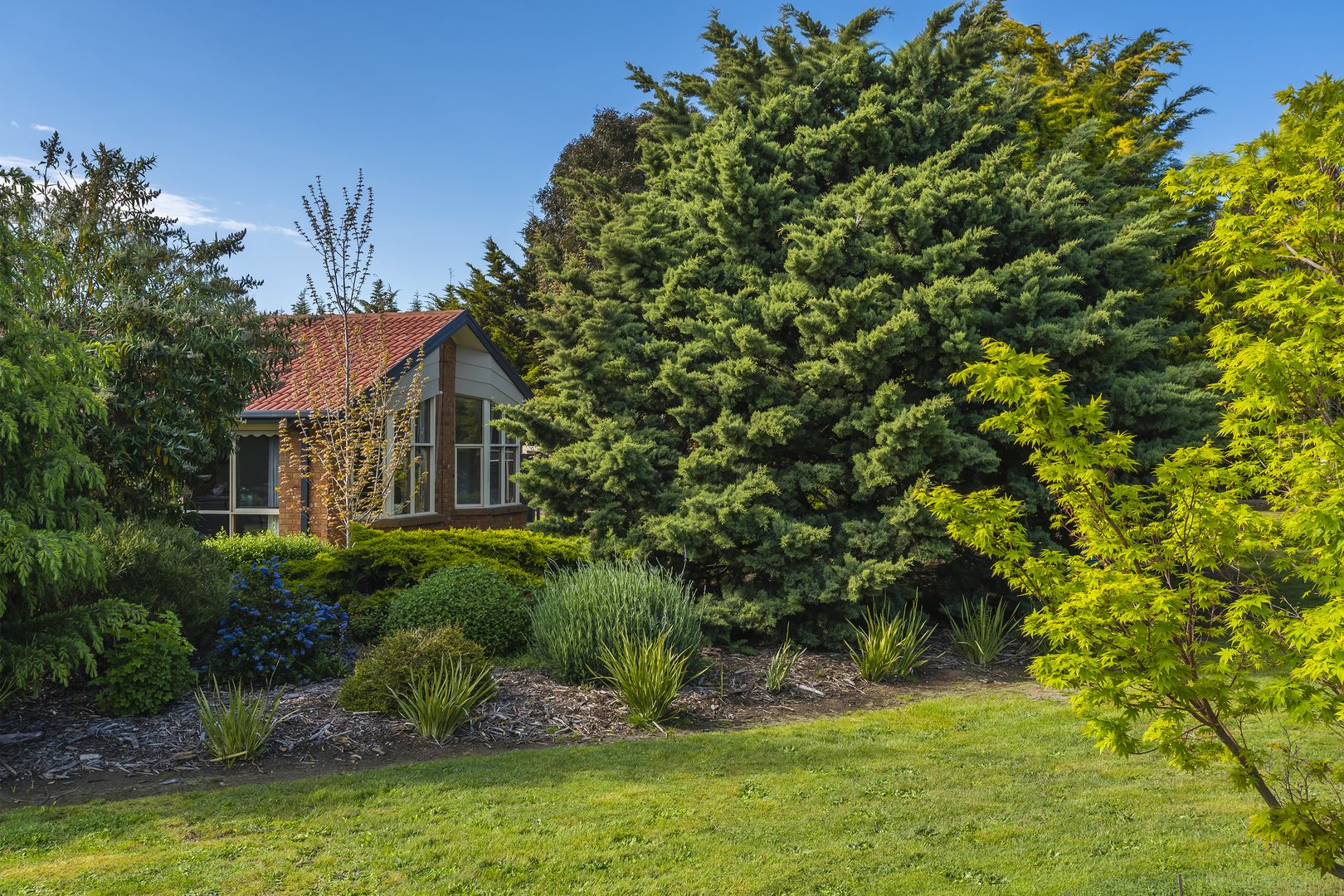 3 Beatrice Court, New Gisborne VIC 3438, Image 2