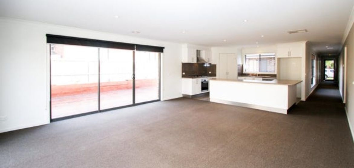 22 Grange Drive, Broadford VIC 3658 House For Rent 520 Domain