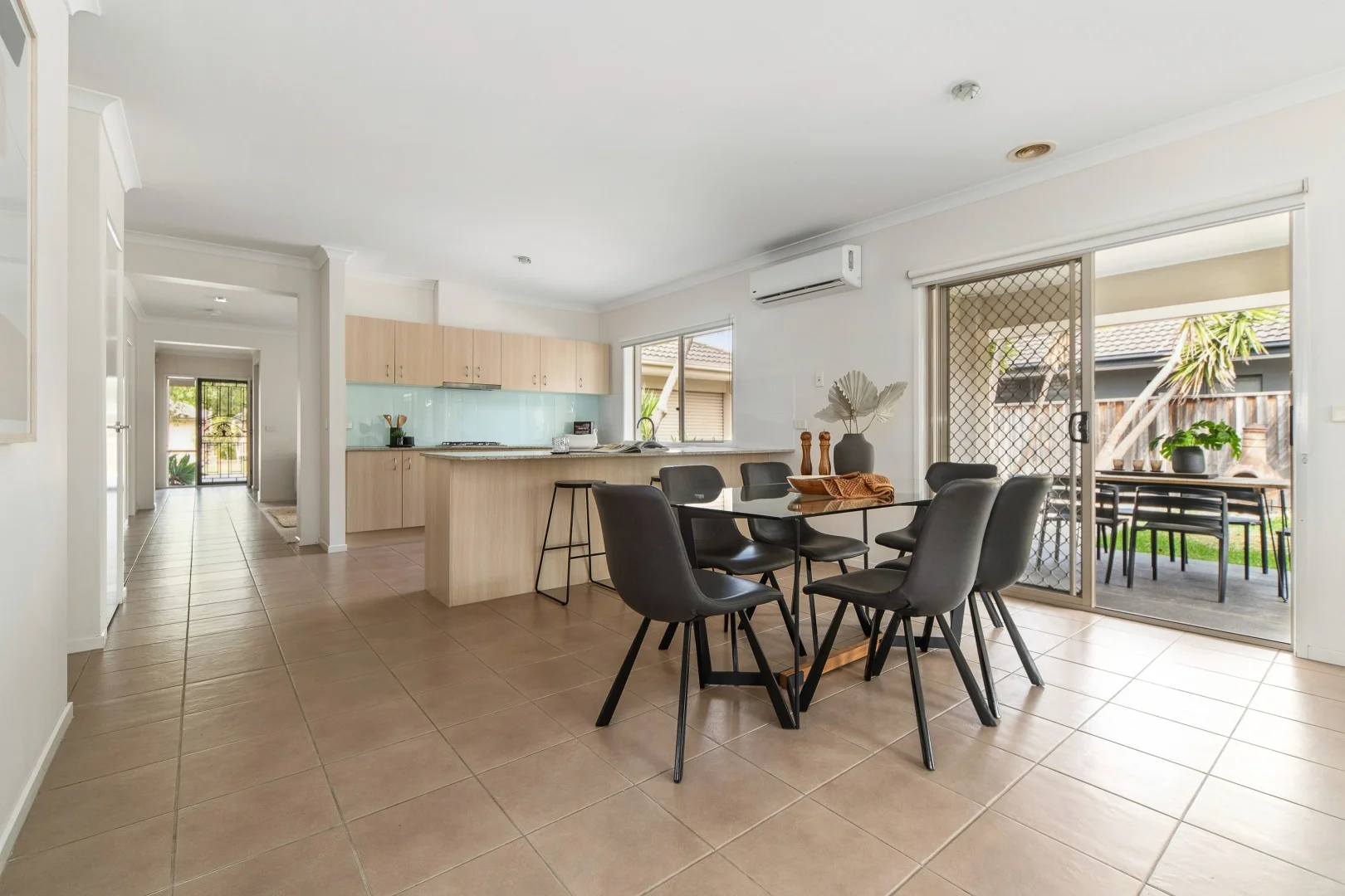 Additional image 5 of 124 Sandhurst Boulevard, Sandhurst VIC 3977
