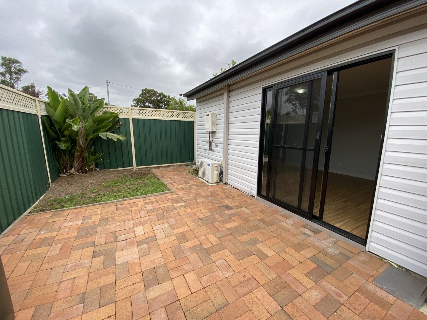 2 bedrooms House in 61A Breakfast Road MARAYONG NSW, 2148