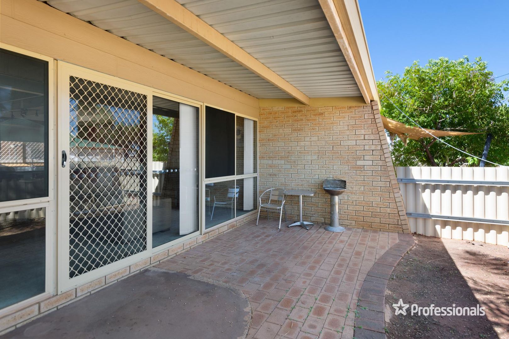 2/4 Carrington Street, South Kalgoorlie WA 6430, Image 1