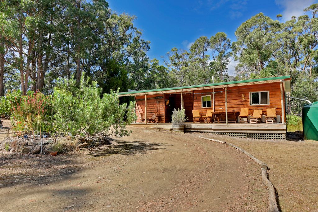 195 Old Jetty Road, Eaglehawk Neck TAS 7179