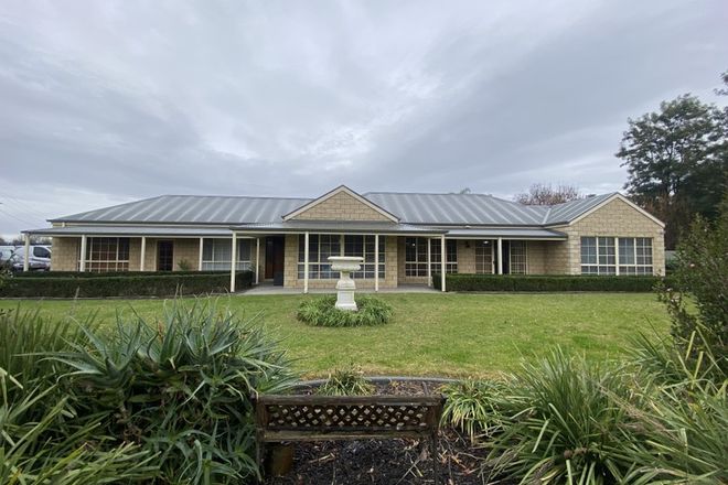 Picture of 16 Willow Way, TABLE TOP NSW 2640
