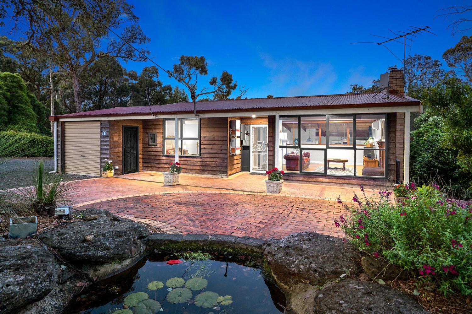 11 Bishops Road, Panton Hill VIC 3759, Image 0