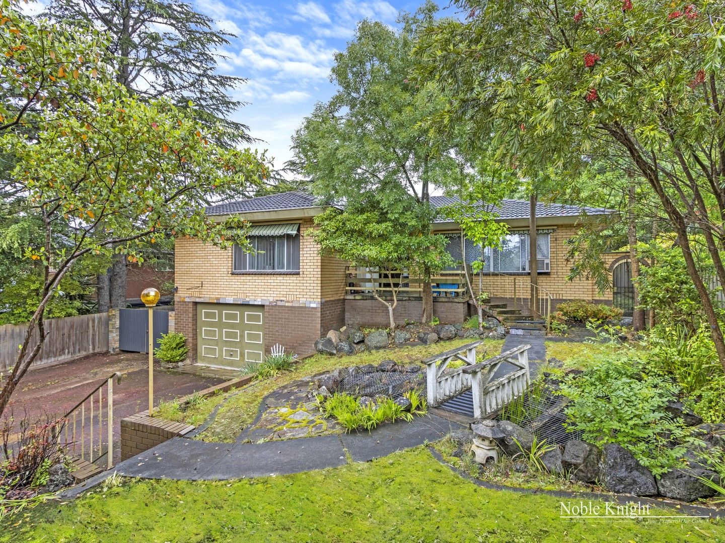 98 Exeter Road, Croydon North VIC 3136 Domain