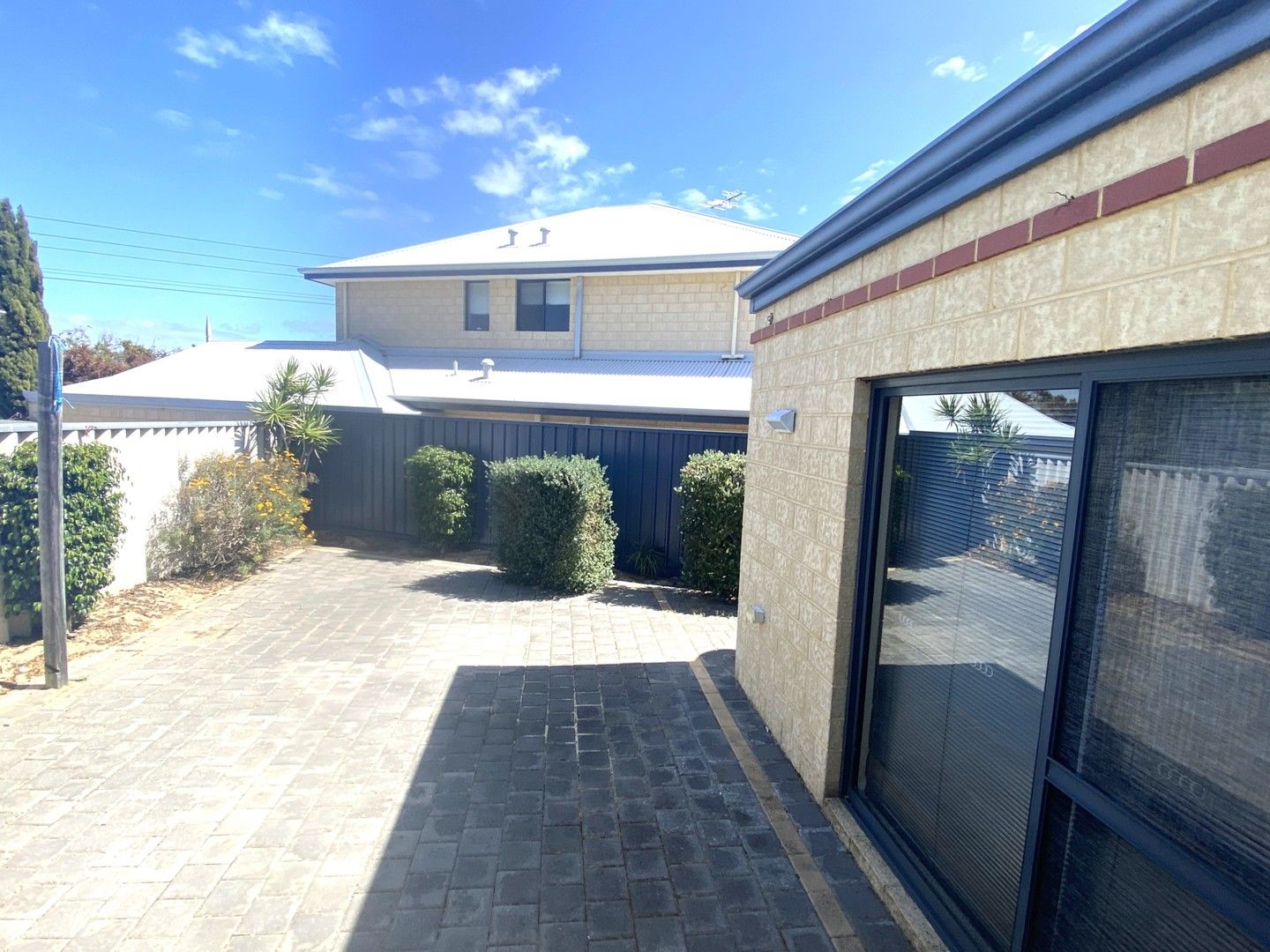 3 bedrooms House in 3 Glory Court KARRINYUP WA, 6018