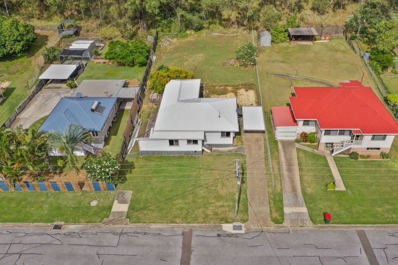 195 Oaka Street, South Gladstone QLD 4680, Image 0