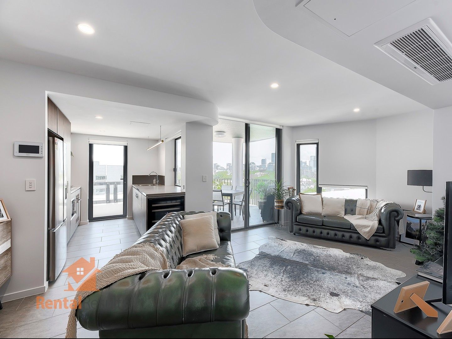 2 bedrooms Apartment / Unit / Flat in 202/21 Upper Clifton Terrace RED HILL QLD, 4059