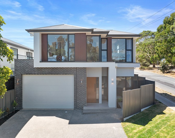 2 Buckley Crescent, Fairview Park SA 5126