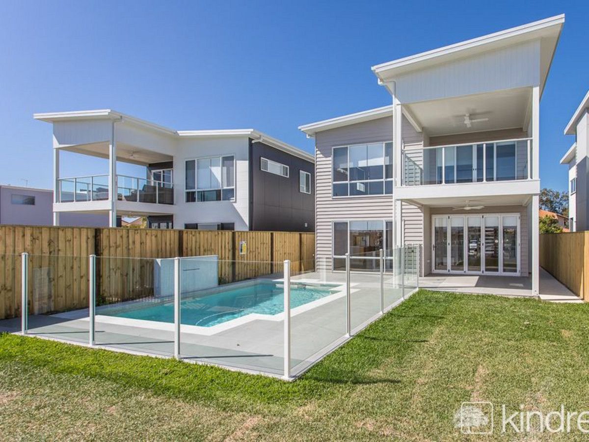 4 bedrooms House in 2/160 Griffith Road NEWPORT QLD, 4020