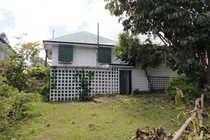 19 Greenmount Avenue, Holland Park QLD 4121, Image 2