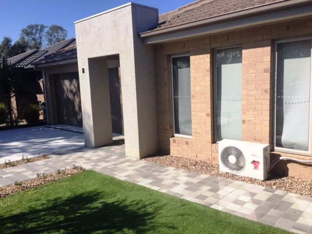 4 bedrooms House in 9 Bower Way DOREEN VIC, 3754