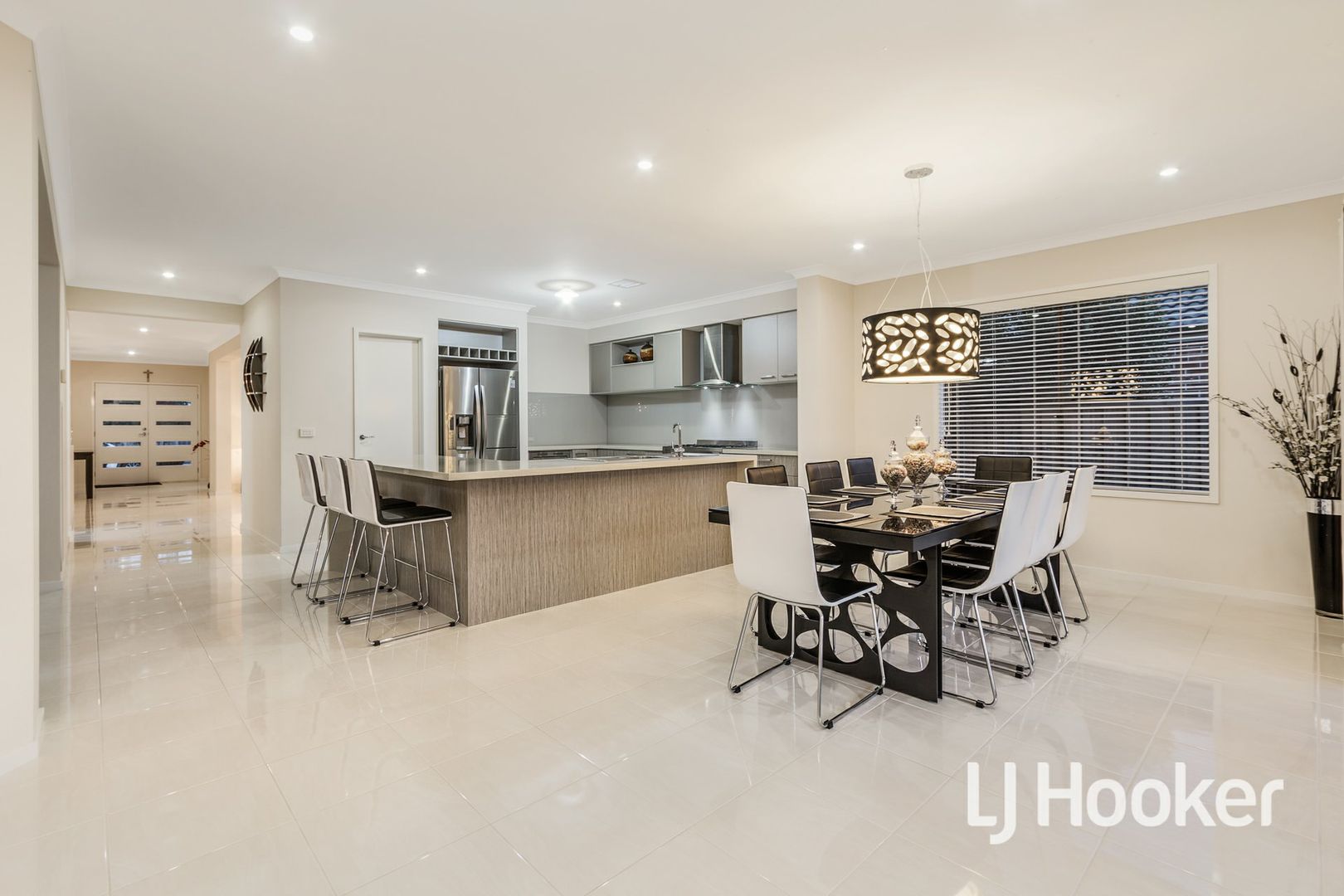 41 Lemon Grove, Cranbourne West VIC 3977, Image 1