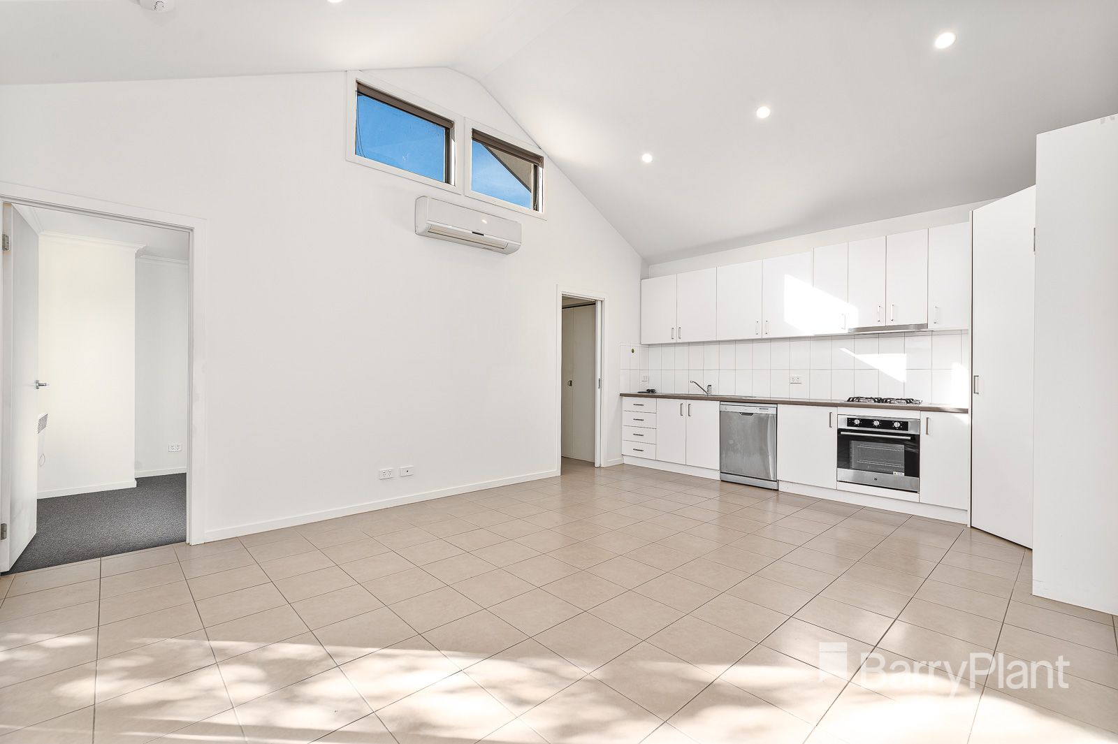 4/45 Nepean Street, Broadmeadows VIC 3047, Image 2