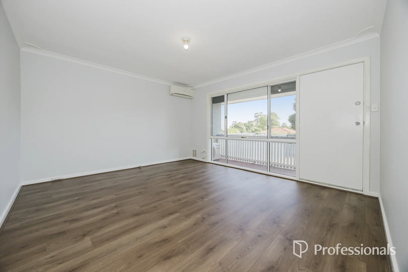 Additional image 7 of 54B Hainsworth Avenue, Girrawheen WA 6064