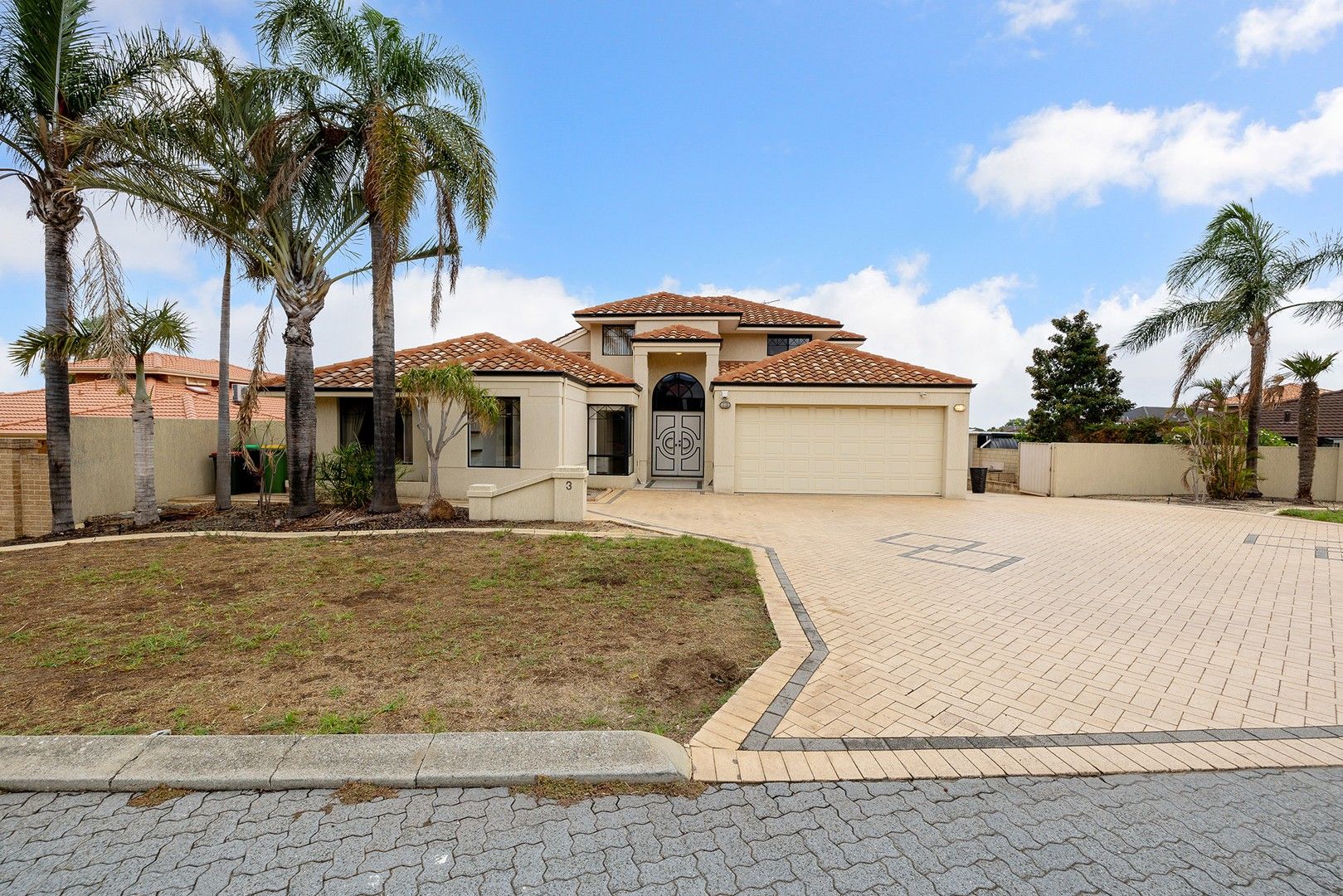 4 bedrooms House in 3 Duchart Way COOGEE WA, 6166