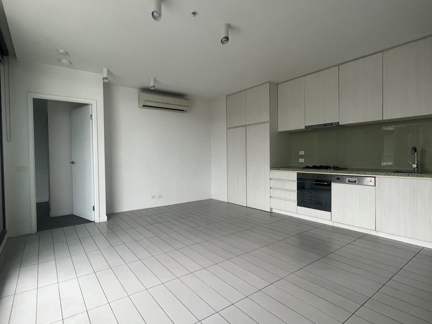 1 bedrooms Apartment / Unit / Flat in 1901/675 La Trobe Street DOCKLANDS VIC, 3008