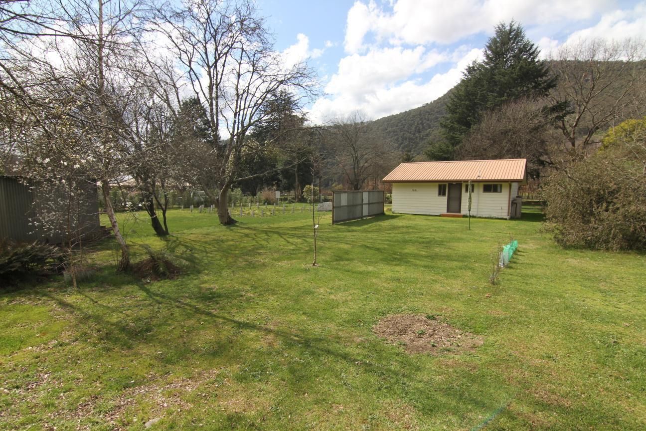 102 Great Alpine Road, Harrietville VIC 3741, Image 1