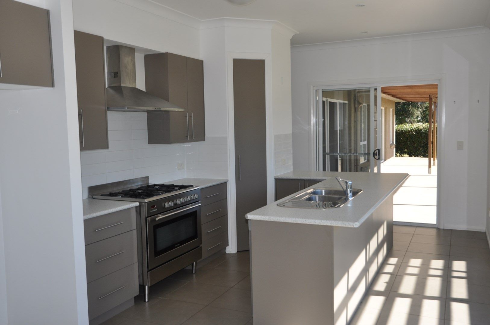 2 Fig Tree Place, Top Camp QLD 4350, Image 0