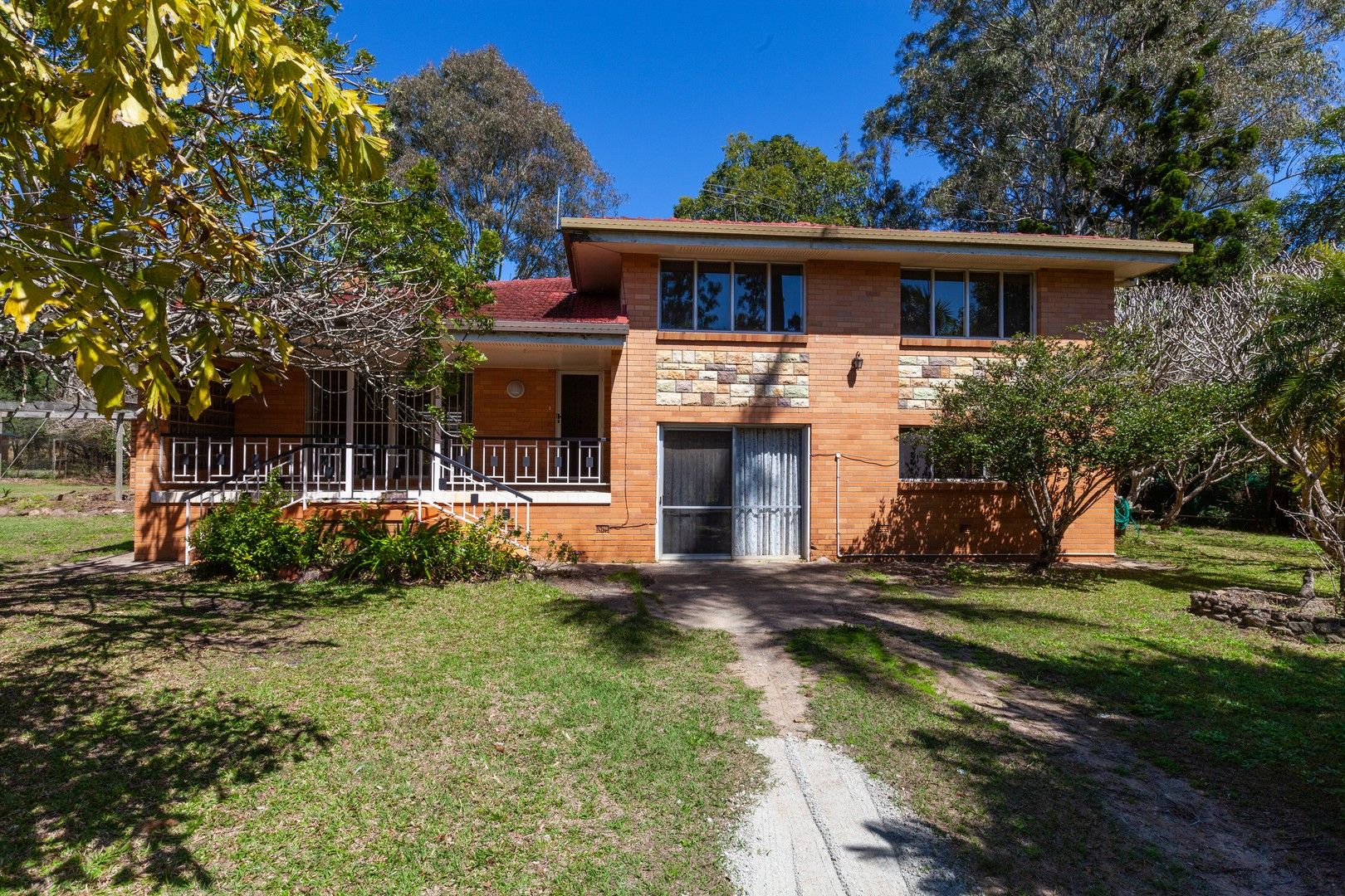 6 bedrooms House in 75 Bells Lane BELLMERE QLD, 4510