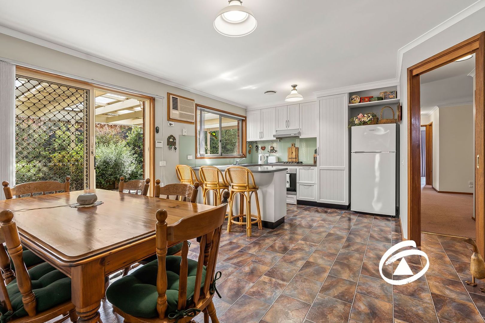 9 Nullica Court, Berwick VIC 3806, Image 2