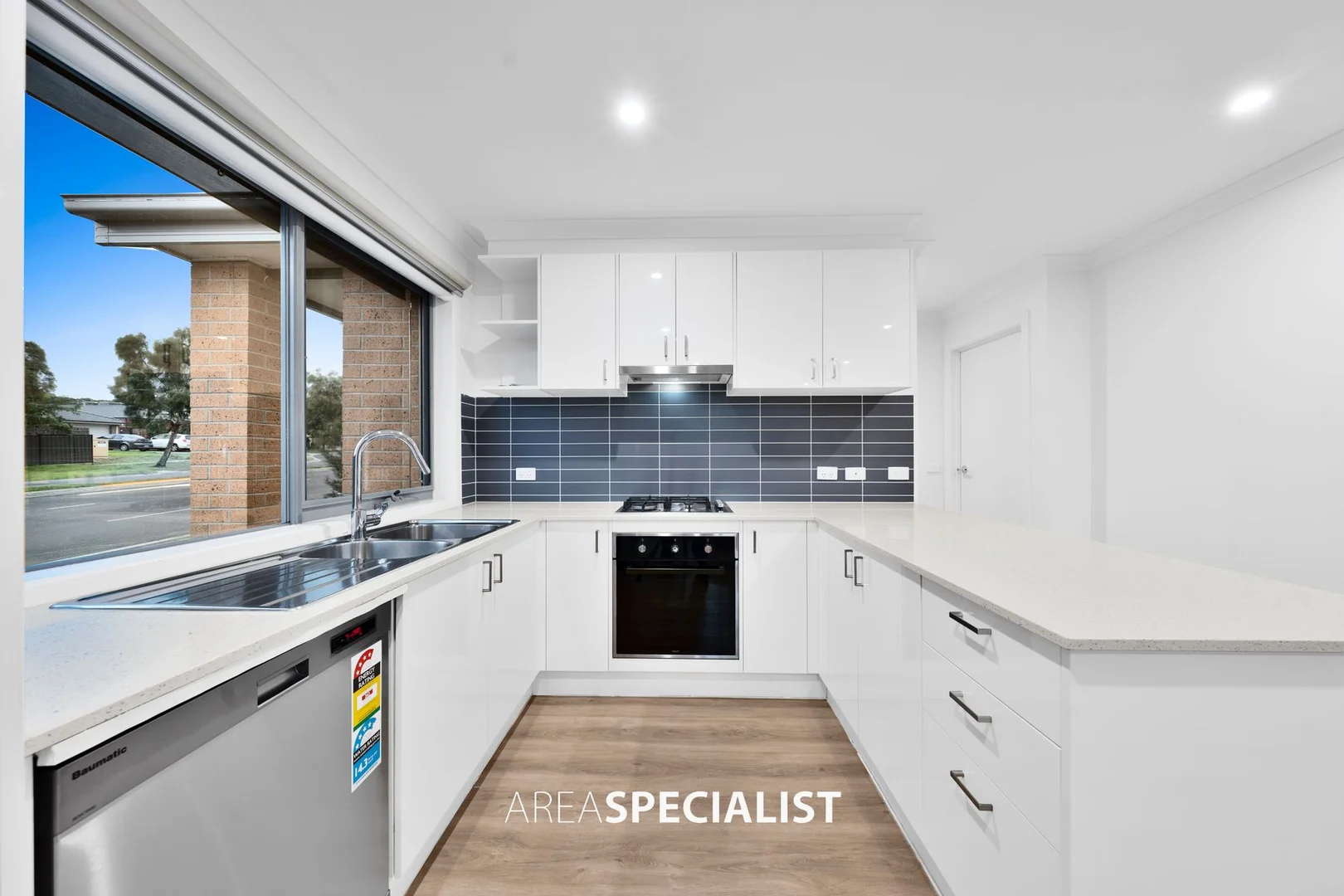 Additional image 3 of 2 Pinot Way, Pakenham VIC 3810