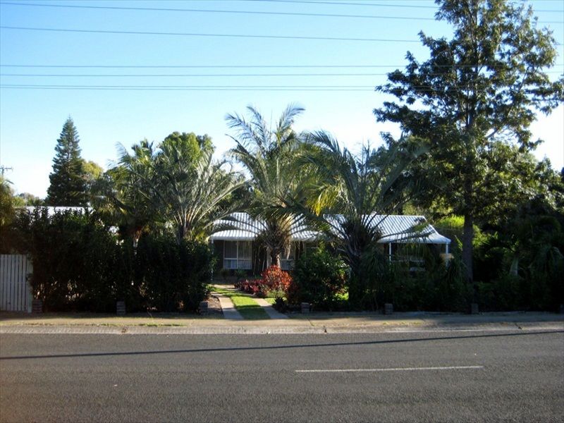 18 Moore Park Rd, Moore Park Beach QLD 4670, Image 0