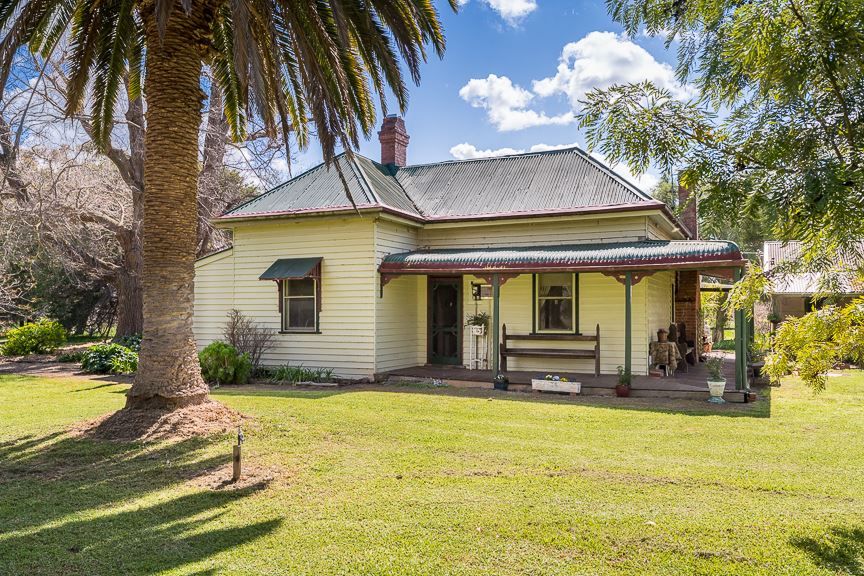 3355 Midland Highway, Stewarton VIC 3725, Image 1