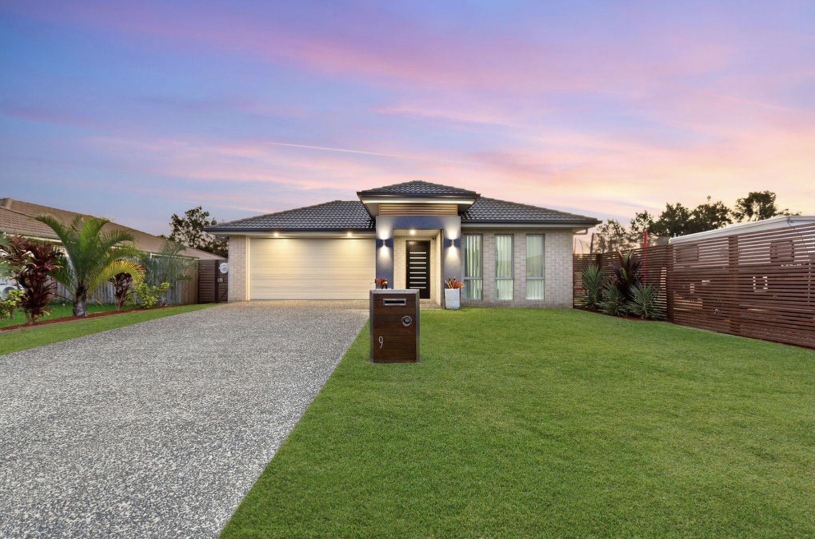 4 bedrooms House in 9 Derwent St BURPENGARY QLD, 4505