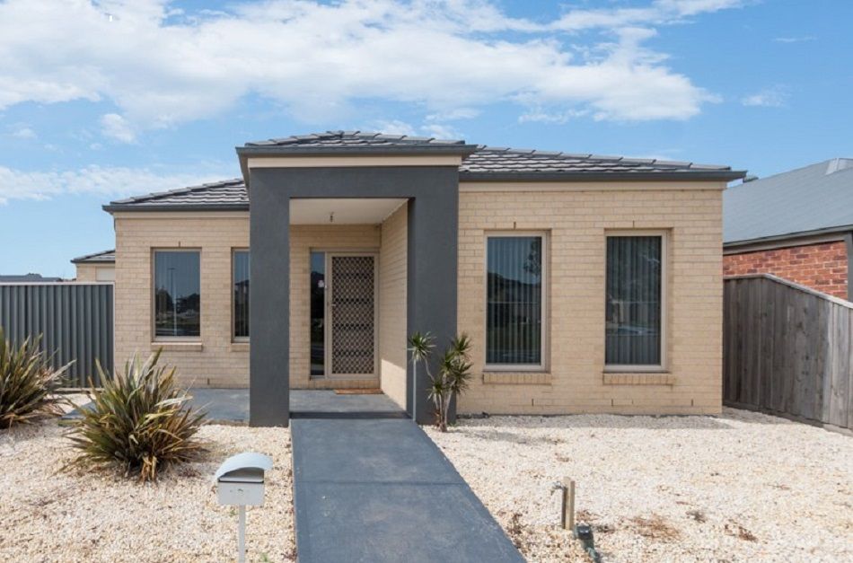 161 Viewgrand Drive, Berwick VIC 3806 House For Rent Domain