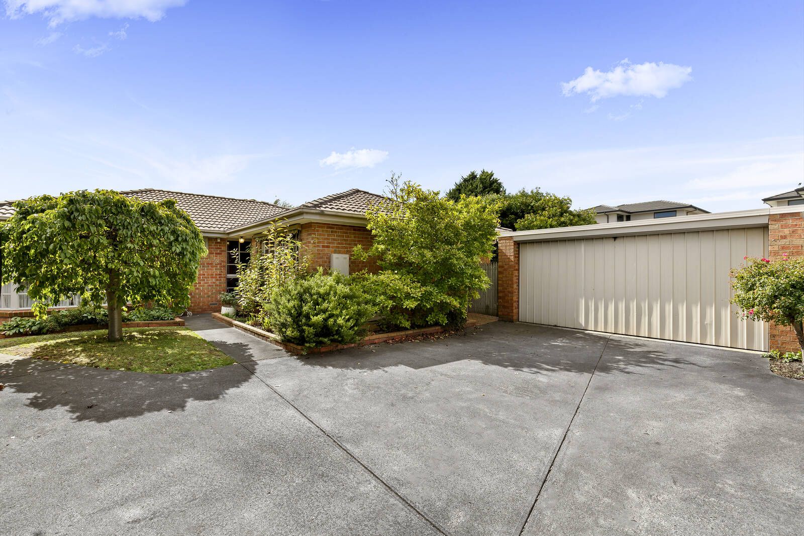 2/28 Newbigin Street, Burwood VIC 3125, Image 0