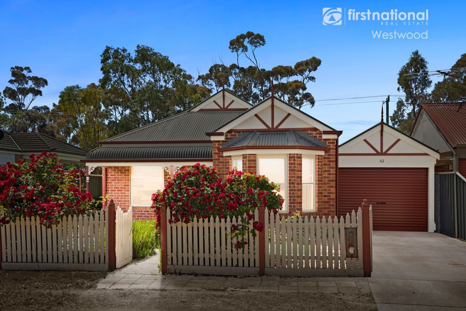 3 bedrooms House in 42 Pelham Crescent WYNDHAM VALE VIC, 3024