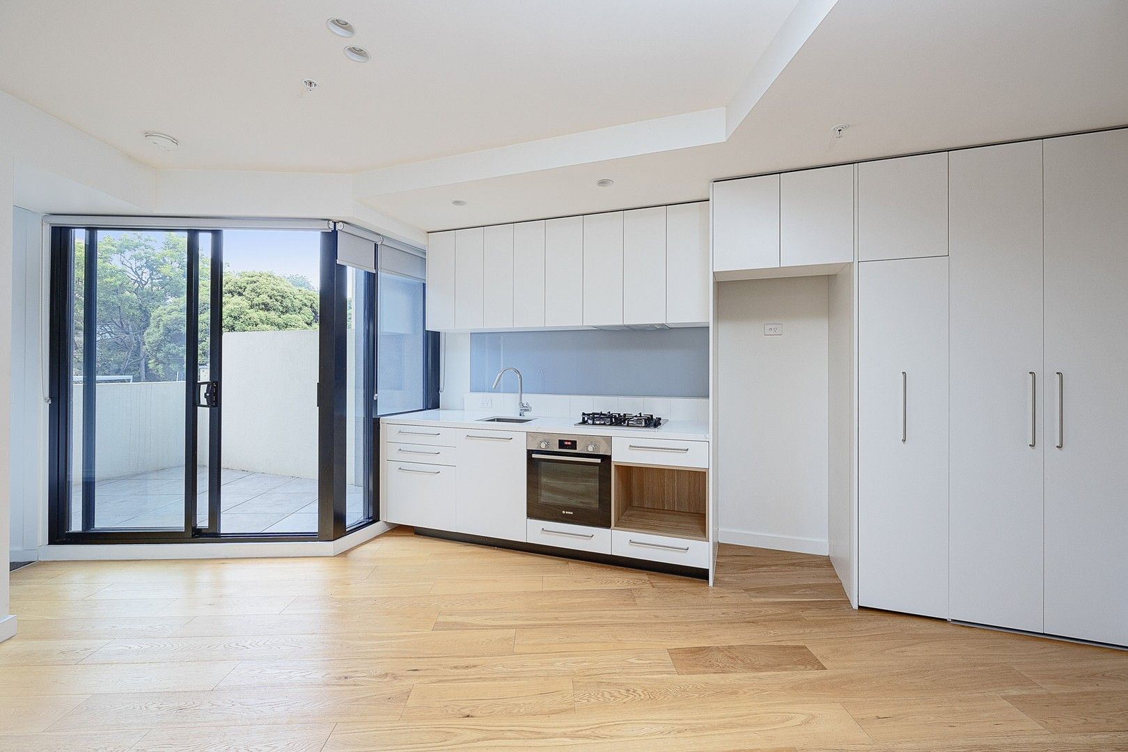 2 bedrooms Apartment / Unit / Flat in 101/22 Upton Road WINDSOR VIC, 3181