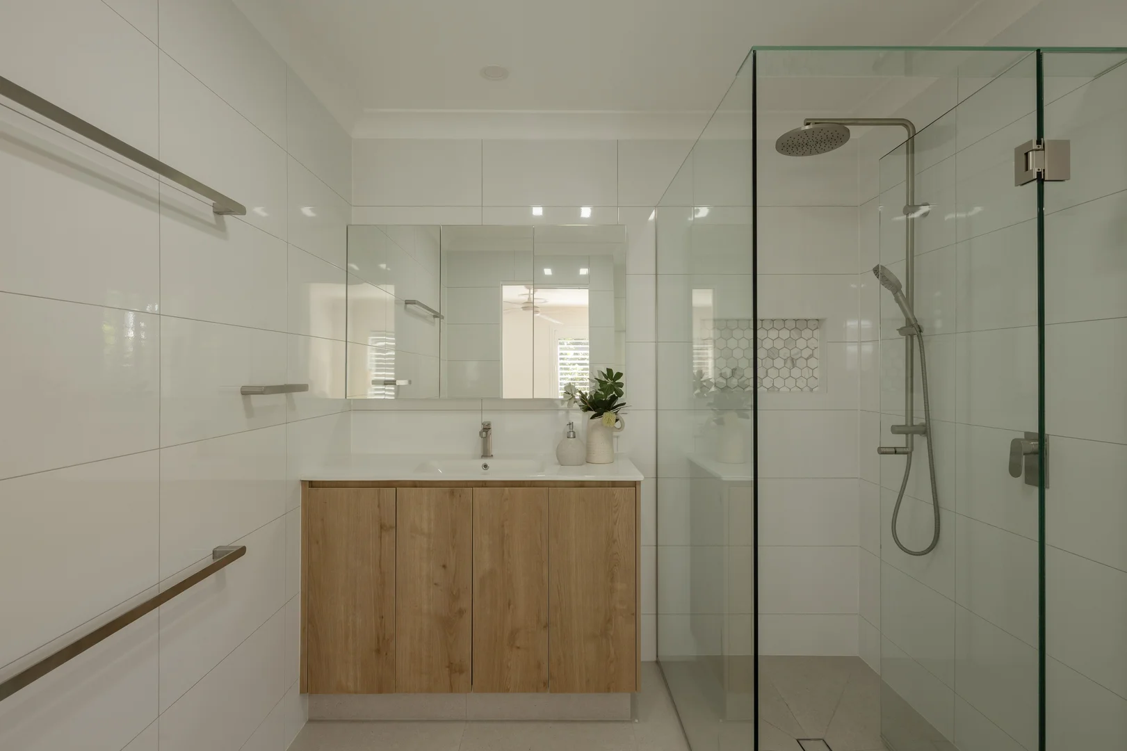 Additional image 11 of 15 Sternlight Street, Noosa Waters QLD 4566