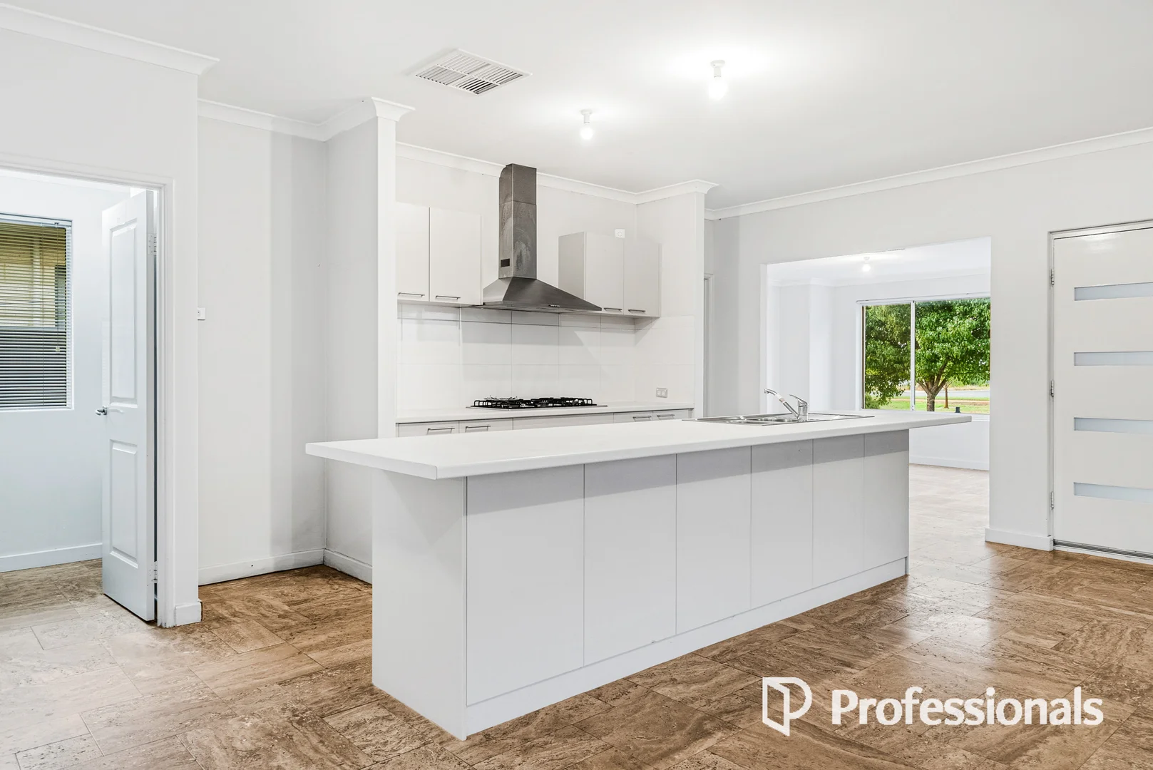 Additional image 8 of 3 Braddock Lane, Caversham WA 6055