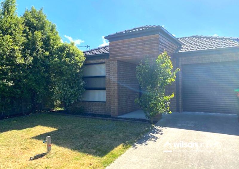 3 bedrooms House in 12 Roscommon Drive TRARALGON VIC, 3844