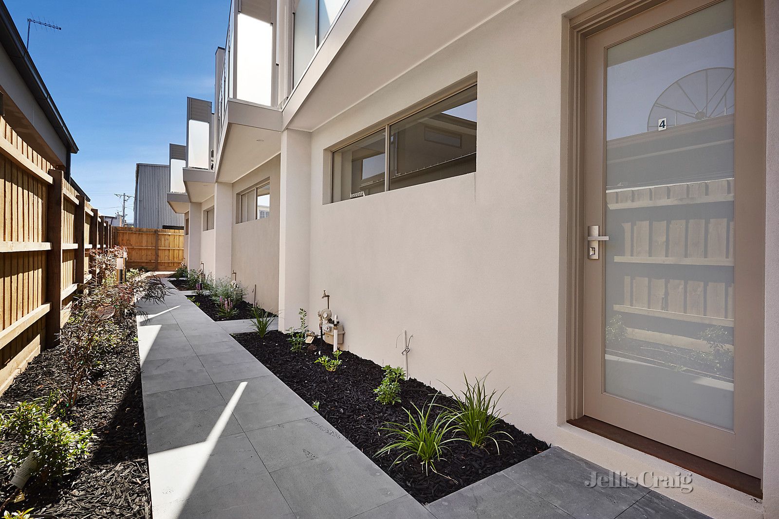 4/32 Earl Street, Airport West VIC 3042, Image 1