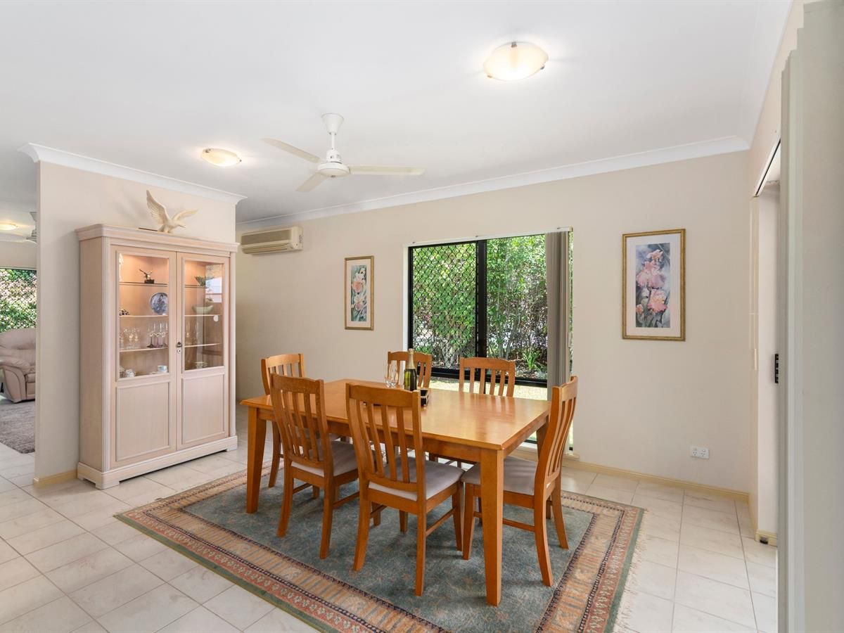 6 Illowra Court, Caravonica QLD 4878, Image 2