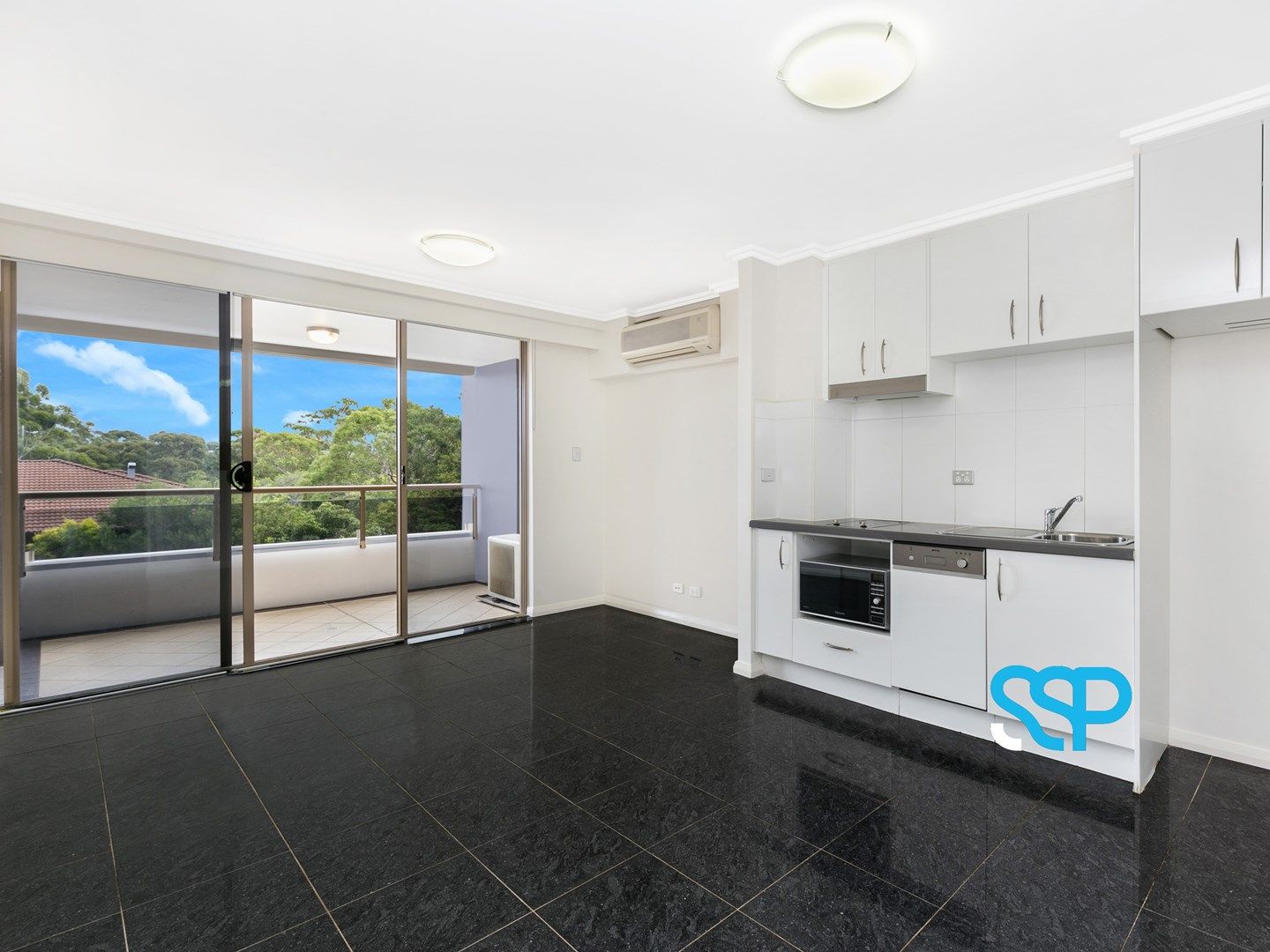 Level 7/360 Kingsway, Caringbah NSW 2229, Image 2