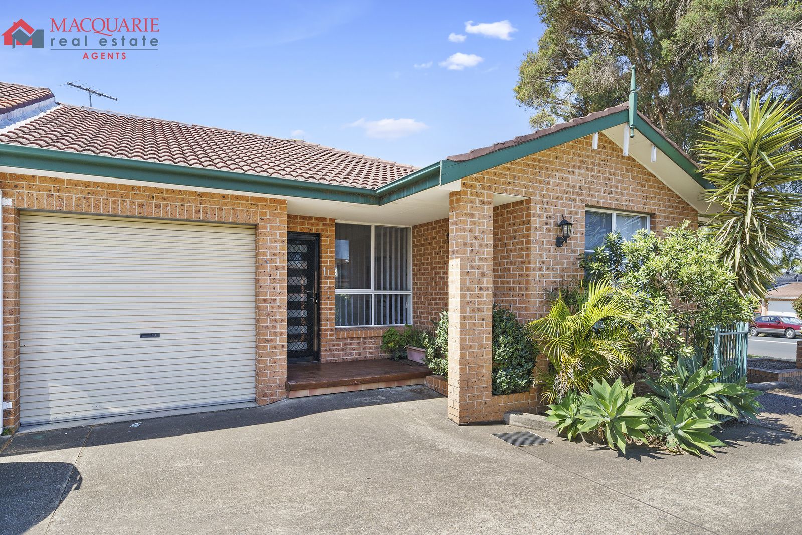 1/63 Ingham Drive, Casula NSW 2170, Image 0