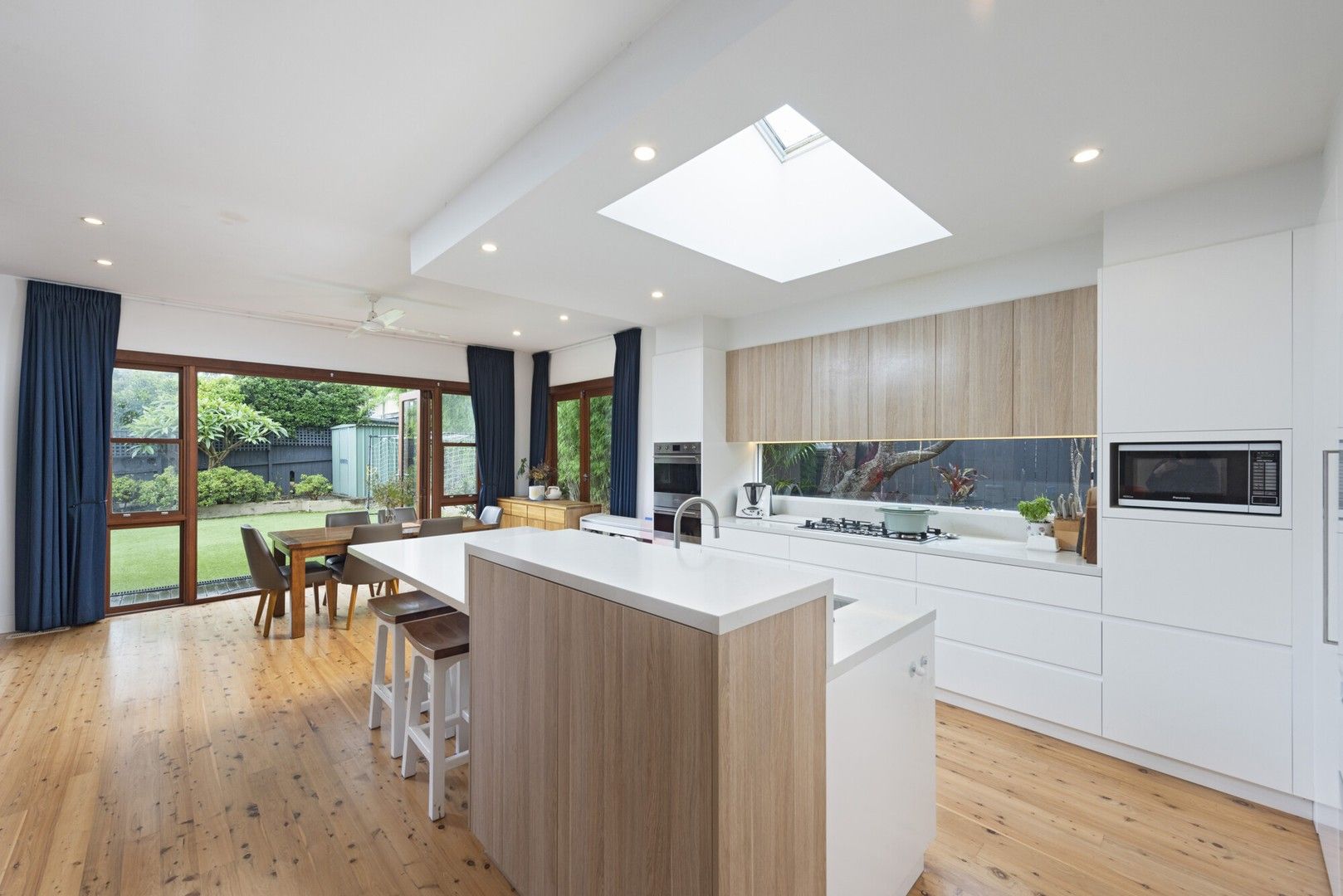 4 bedrooms House in 46 Centennial Ave LANE COVE NSW, 2066
