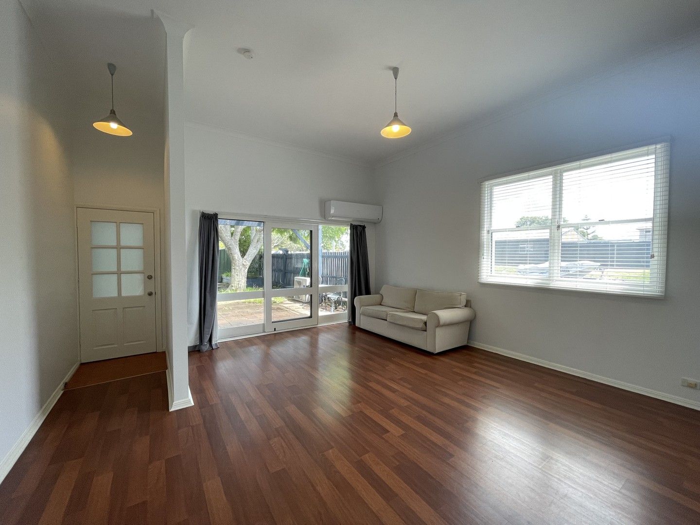 2 bedrooms Semi-Detached in 204 Lawson Street HAMILTON SOUTH NSW, 2303