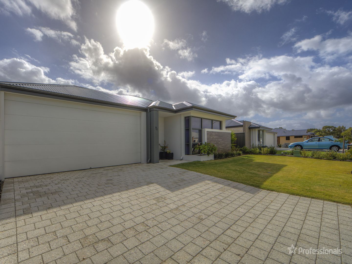 36 Paluma Grove, Yanchep WA 6035 House For Rent 470 Domain